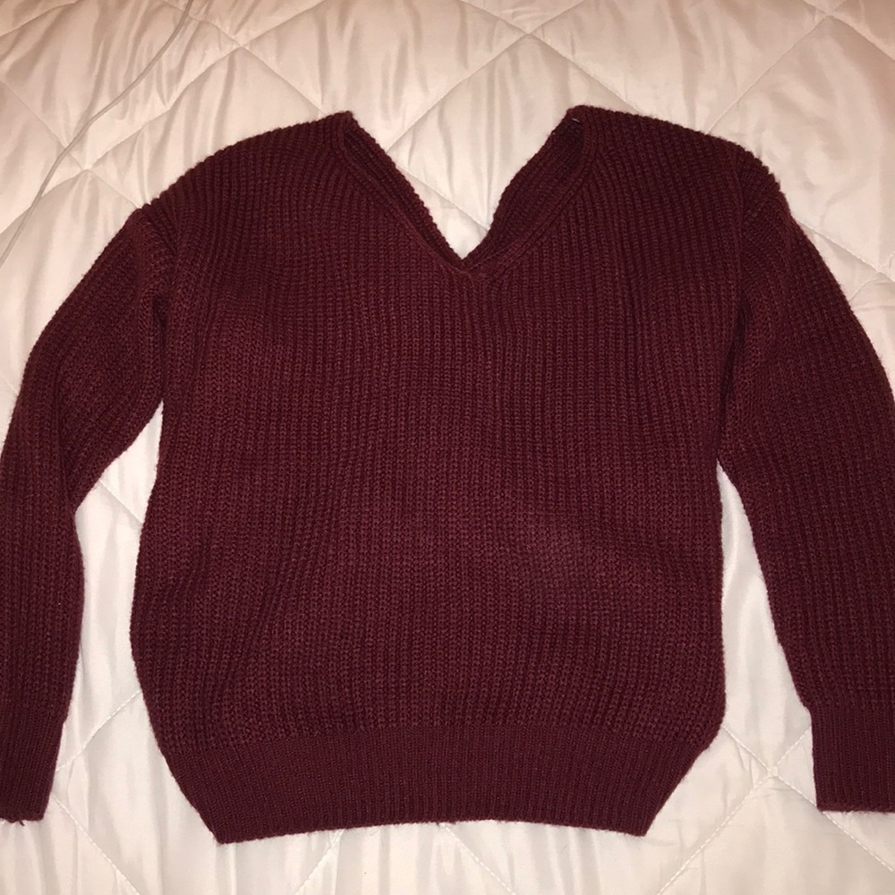 Maroon knit sweater